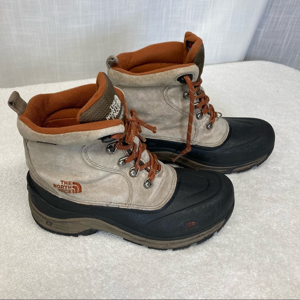 The North Face Boots Boys size 7 Waterproof light brown gray Suede uppers